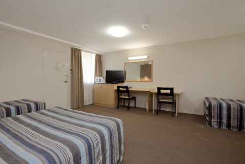 Elizabeth Motor Inn - Australian Destinations 1