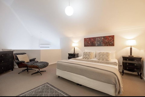 Fabulous Kangaroo Point 3 Bedroom Apartment - Australian Destinations 0