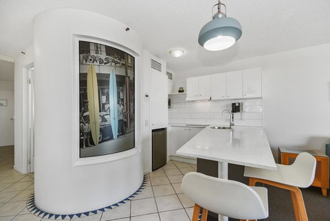 FAVOURITE GET-AWAY ON THE BEACHFRONT - Australian Destinations 1