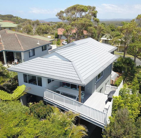 FYNE SHORES - Australian Destinations 1