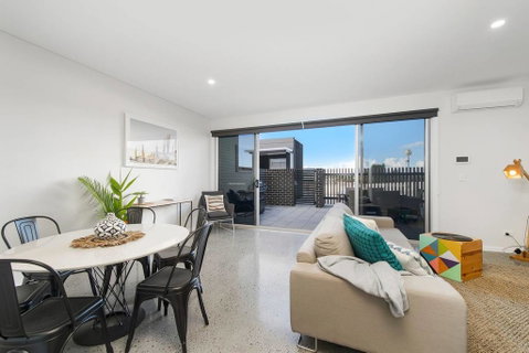 G149 - Apt 2 - Australian Destinations 2