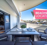 Higher Ground on Seaview-Superb Beach Lifestyle - Wifi - Metres from the beach - Australian Destinations
