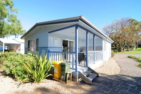 Kendalls Beach Holiday Park - Australian Destinations 0