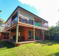 Kingfisher LakeHouse - Australian Destinations