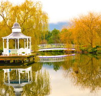 Lakeside Cottage Luxury BB - Australian Destinations