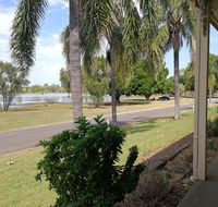 Lakeside Lodge Motel - Australian Destinations