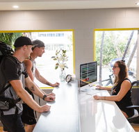 Mad Monkey Backpackers Village - Australian Destinations
