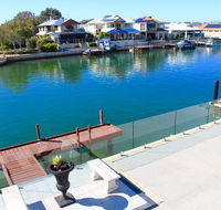 Mandurah Dolphin Escape - Australian Destinations