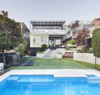 Modern Beach House - Australian Destinations