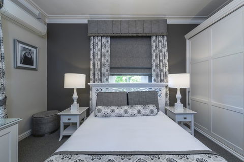 Grand Mercure Basildene Manor - Australian Destinations 24