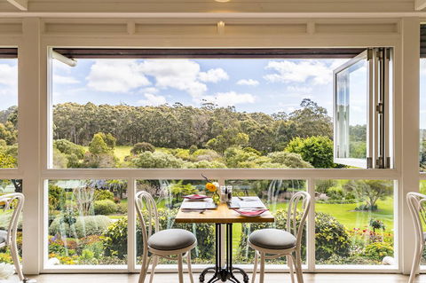 Grand Mercure Basildene Manor - Australian Destinations 10