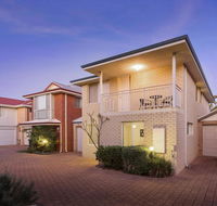 Cooper Street - Australian Destinations