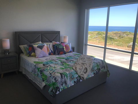Beach House At SeaScapes.. - Australian Destinations 0