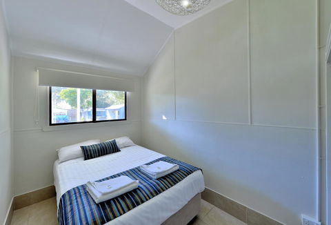 Mandurah Coastal Holiday Park - Australian Destinations 12