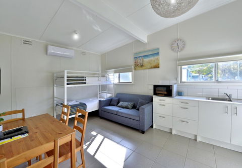 Mandurah Coastal Holiday Park - Australian Destinations 5