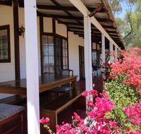 Daisy Cottage - Australian Destinations