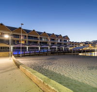 Dolphin Quay Apartments - Australian Destinations
