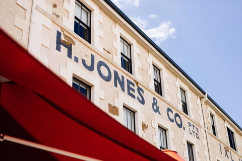 The Henry Jones Art Hotel - Australian Destinations 0