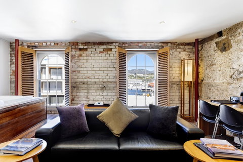 The Henry Jones Art Hotel - Australian Destinations 26