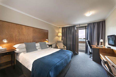 The Waterfront Wynyard - Australian Destinations 27