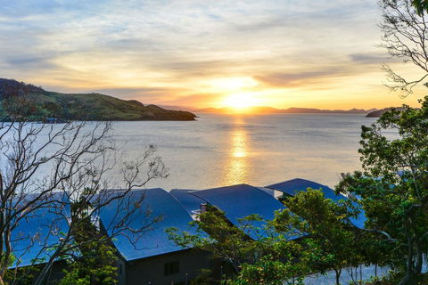 NEWLY BEAUTFULLY RENOVATED 16 The Casuarina - 3 Bedroom House With 180 Degree Ocean Views - Australian Destinations 0