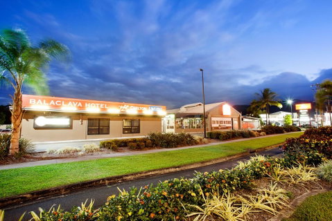 Nightcap At Balaclava Hotel - Australian Destinations 2
