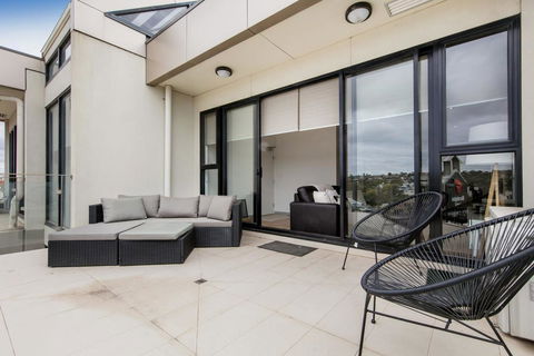 NORTH POINT RETREAT - MORNINGTON - Australian Destinations 3