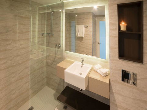 Novotel Wollongong Northbeach - Australian Destinations 2