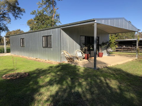 Oak Lane Guest House & Farm Stay - Australian Destinations 1
