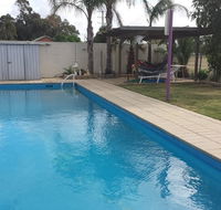 Paddle Steamer Motel - Australian Destinations