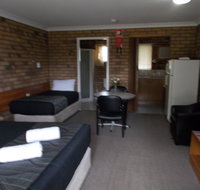 Park House Motor Inn - Australian Destinations