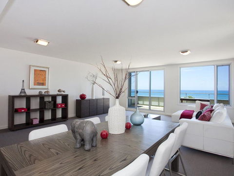 POINT GREY APARTMENT 14 - The Point - Australian Destinations 2