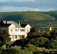 Port Elliot Beach House YHA - Australian Destinations