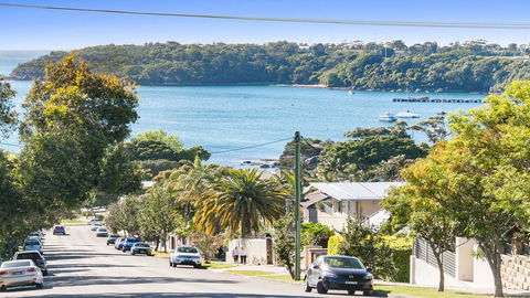 Poseidon Villa At Balmoral Beach - Australian Destinations 3