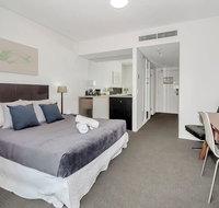 Privately owned Hotel Room by Cairns Marina 222 - Australian Destinations
