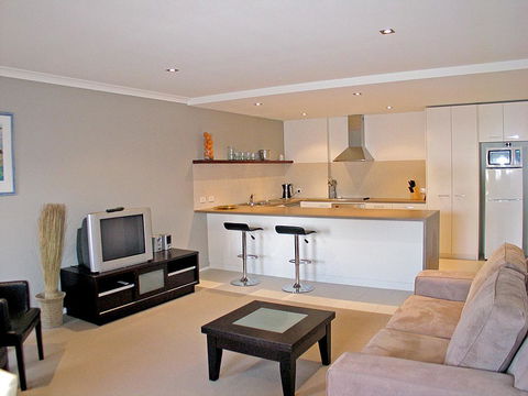 QUEENSCLIFFS WYUNA 17 - Australian Destinations 0