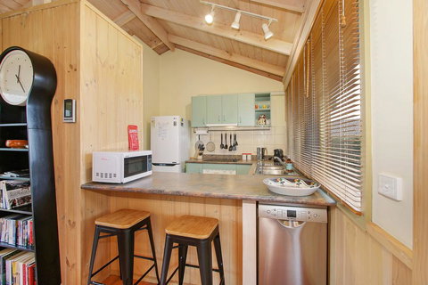 R & R In Bright - Short Walk To Town - Australian Destinations 3