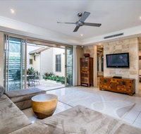 Resort Living with Private Pool sleeps 8 - Australian Destinations