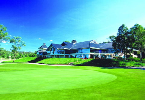 Riverside Oaks Golf Resort - Australian Destinations 0