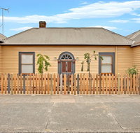 Robinson Cottage - Australian Destinations