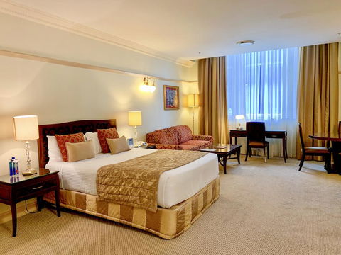 Royal Albert Hotel - Australian Destinations 1