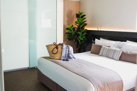 Seahaven Noosa Beachfront Resort - Australian Destinations 1