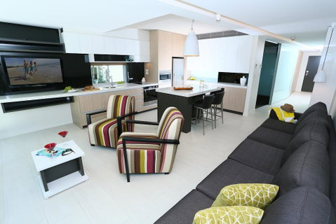 Seahaven Noosa Beachfront Resort - Australian Destinations 3