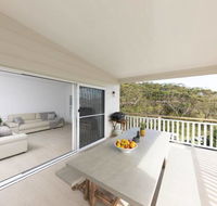 Seal Rocks Beach House ....Sugarloaf - Australian Destinations