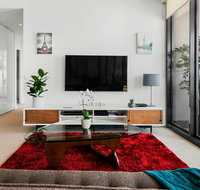 Spacious luxury 3Br Top Location  WiFi Gym Pool - Australian Destinations
