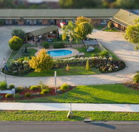 Statesman Motor Inn - Australian Destinations