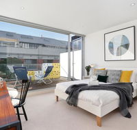 StayCentral on Oxford Penthouse - Australian Destinations