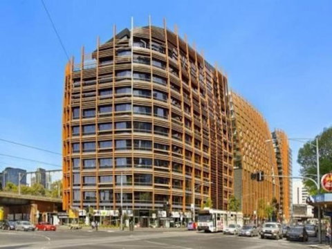 Stylish 1 Bedroom Apartment Amazing City Views - Australian Destinations 3
