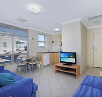 Stylish Comfortable 2 bdrm Glenelg North - Australian Destinations