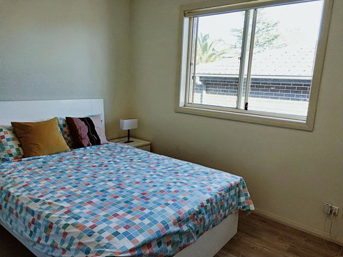 Stylish Private Bathroom-Luxurious Modern Big Home - Australian Destinations 0